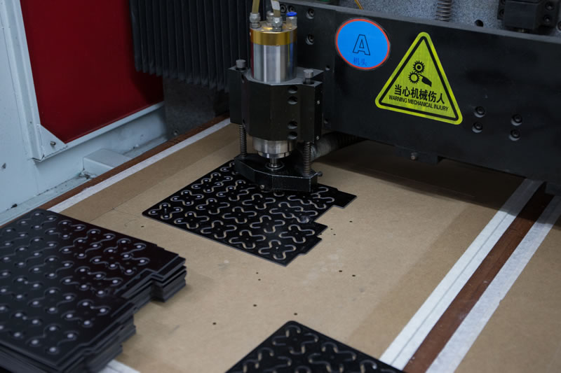 碳纖維加工對(duì)刀具有什么要求？